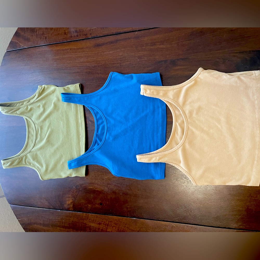 3 Crop tops come all together.
